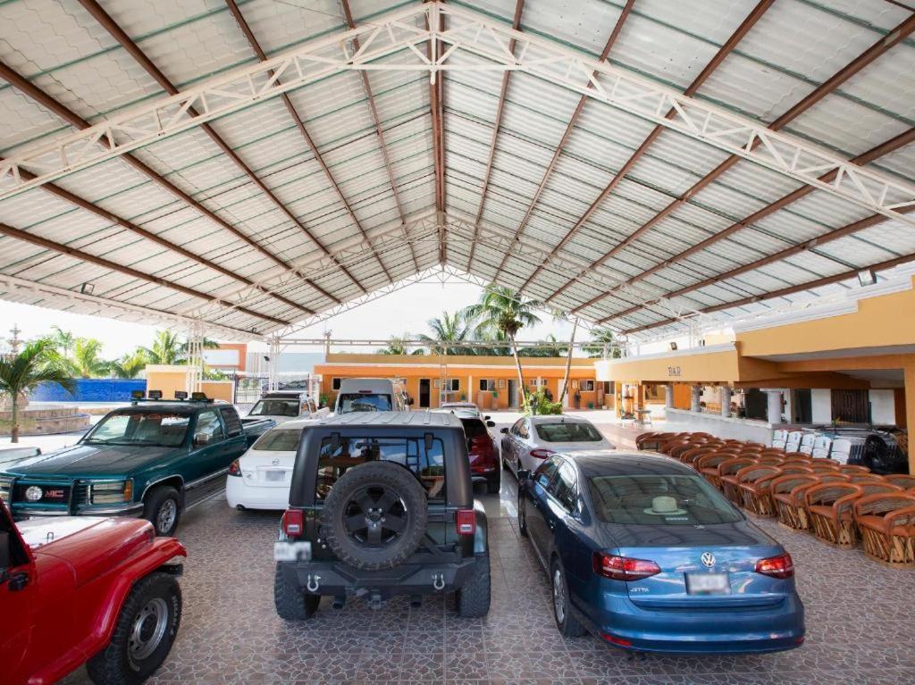 Hacienda Ixtlan Cozumel Hotel Buitenkant foto