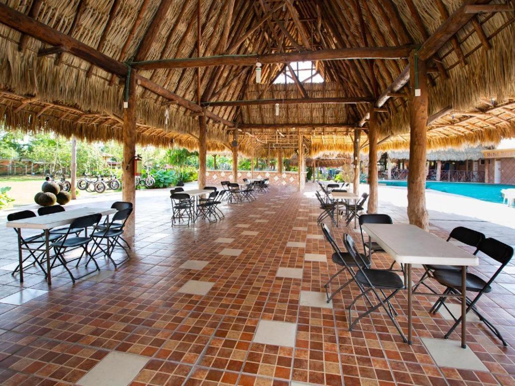 Hacienda Ixtlan Cozumel Hotel Buitenkant foto